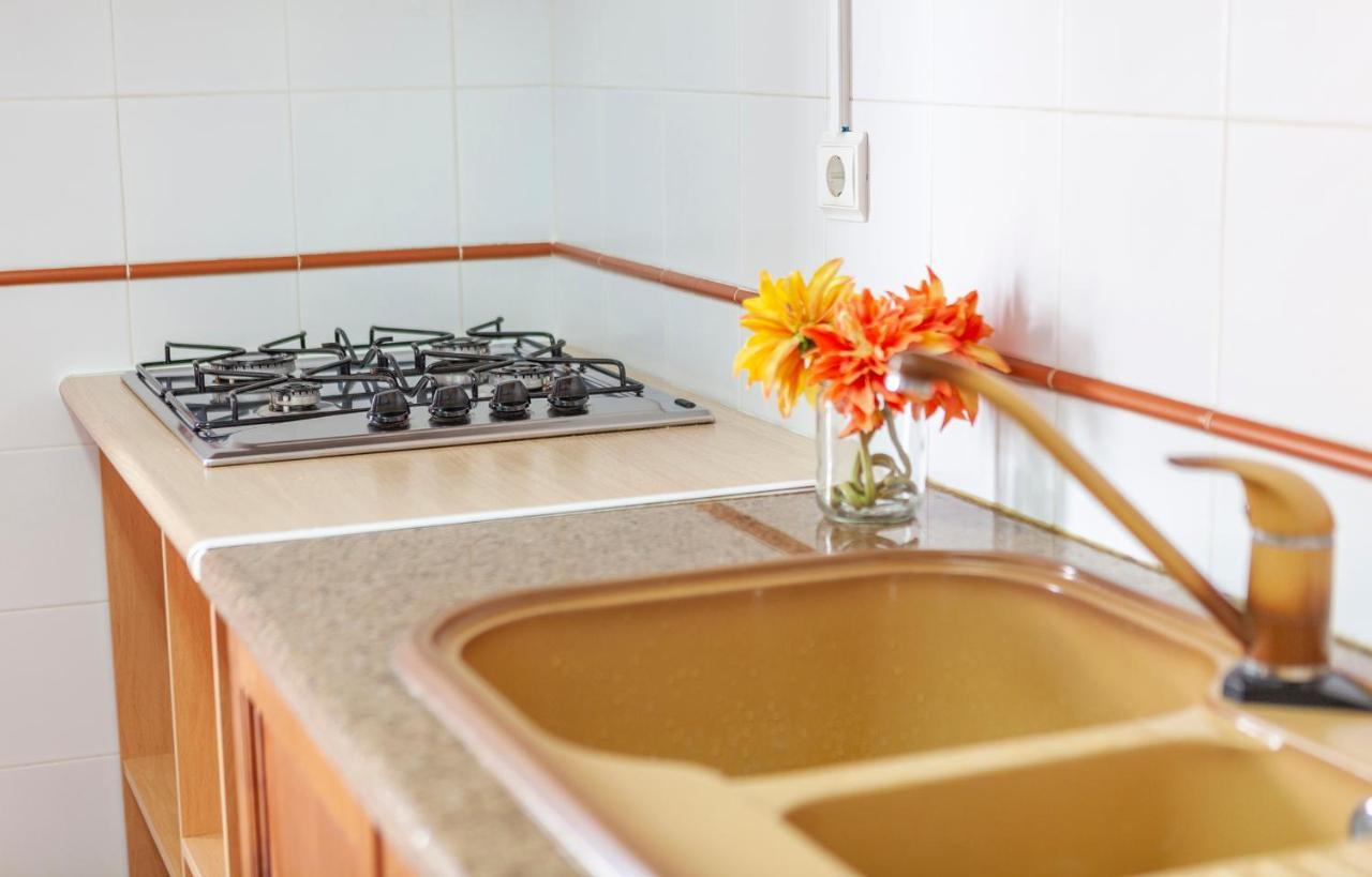 לאגוּ‏ש J - Casa Do Farol Guesthouse מראה חיצוני תמונה