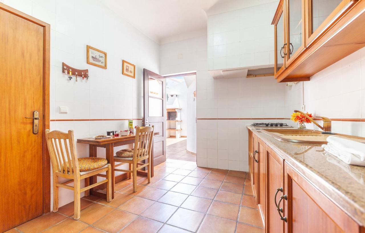 לאגוּ‏ש J - Casa Do Farol Guesthouse מראה חיצוני תמונה