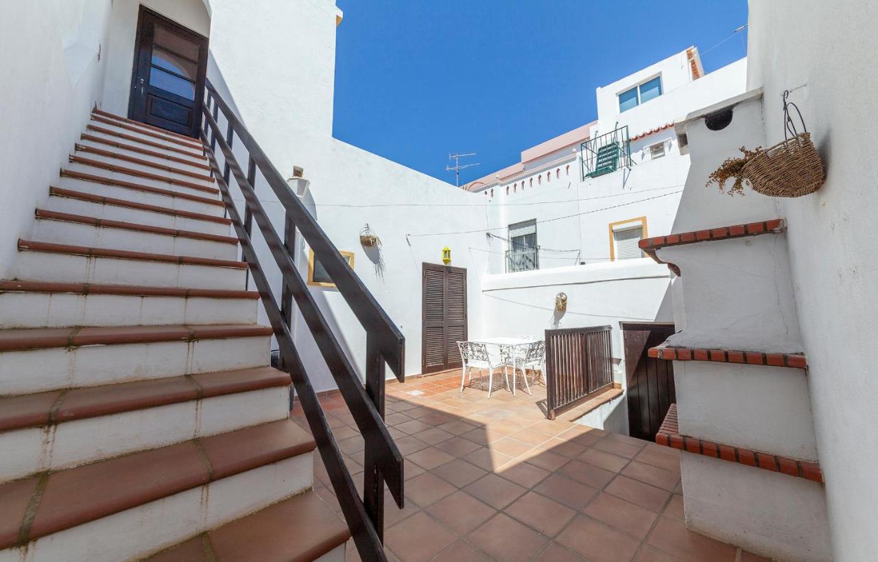 לאגוּ‏ש J - Casa Do Farol Guesthouse מראה חיצוני תמונה