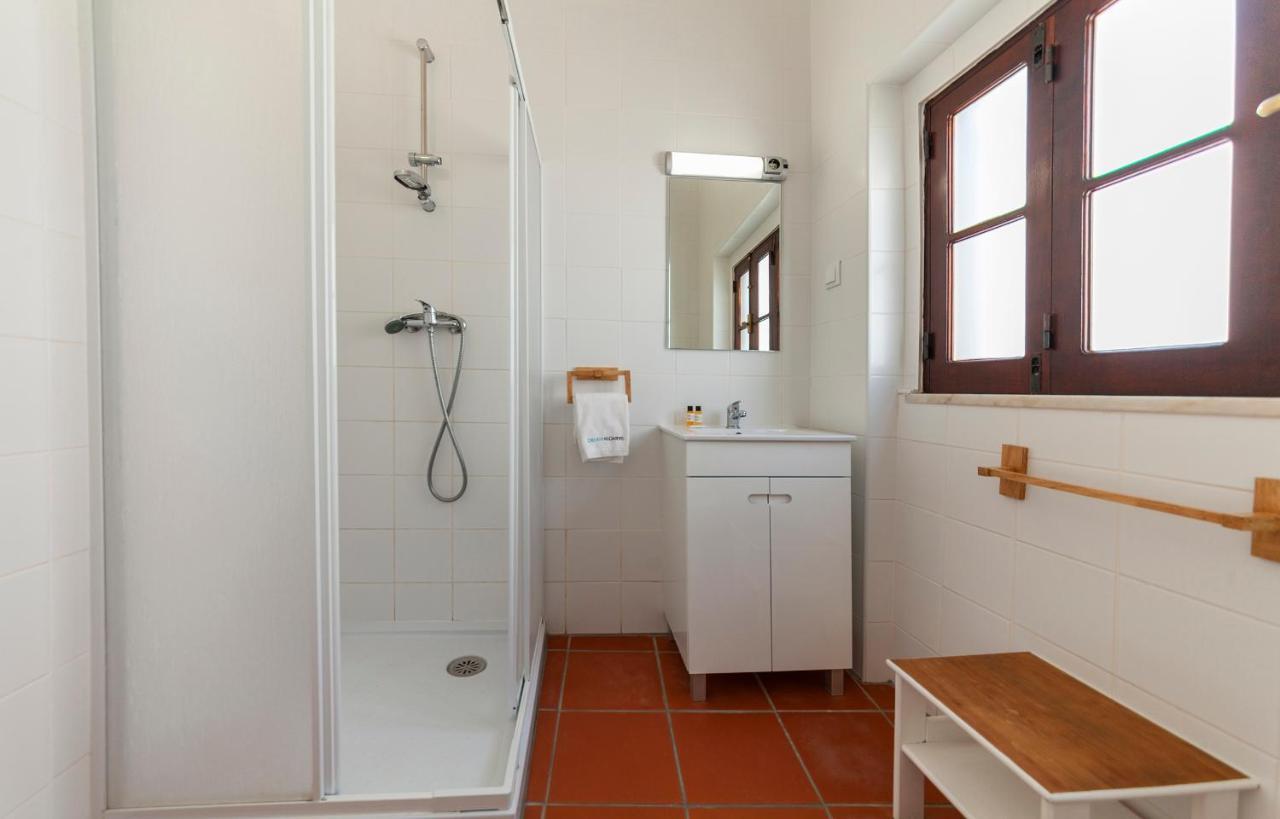 לאגוּ‏ש J - Casa Do Farol Guesthouse מראה חיצוני תמונה